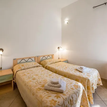 Apartment Borgo Primizia *