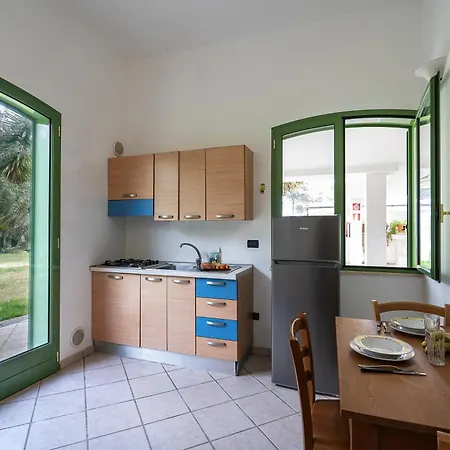 Borgo Primizia Апартаменти *