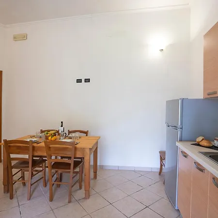 Family Village With Shared Pool *